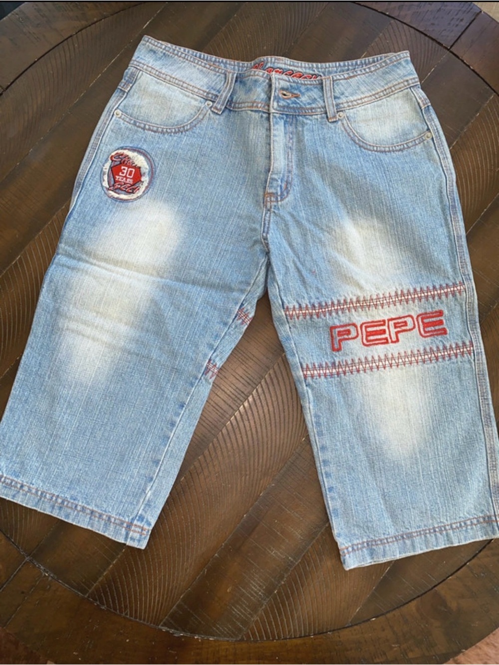 Vintage Y2K PEPE Jeans Women’s Size L Light Wash Denim Capri Shorts